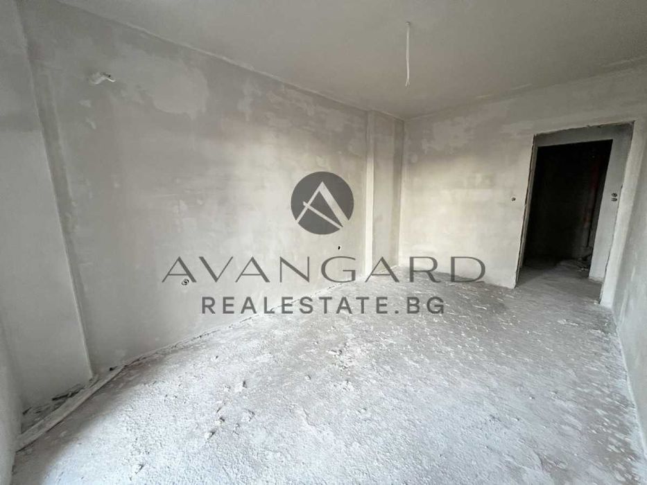 Продава се Тристаен апартамент в Пловдив, Тракия - 105 кв.м за 777 €/кв.м - Снимка #3