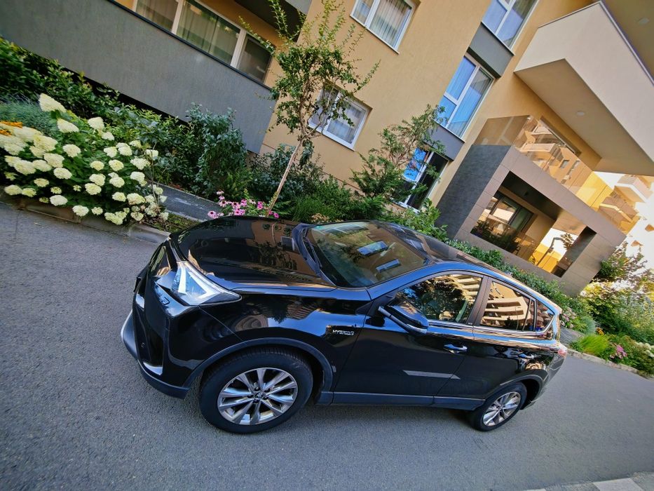 Toyota Hibrid 2018 rav 4