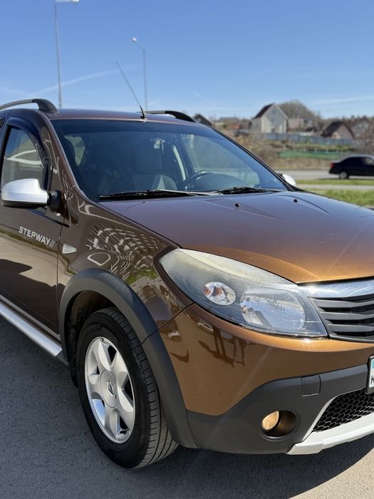 Renault Sandero Stepway 2014
