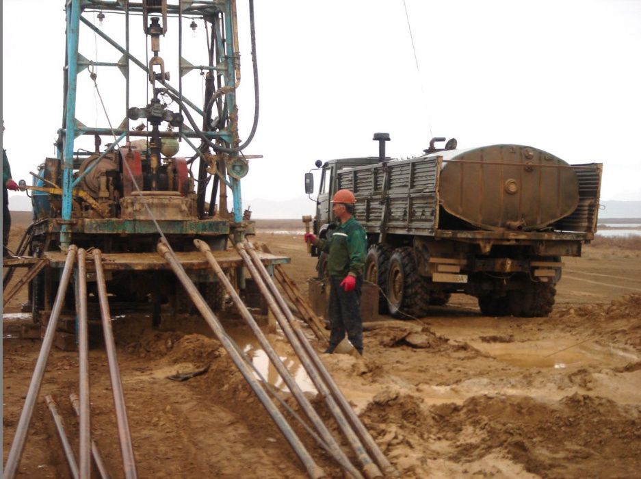 БУРЕНИЕ водяных скважин любой сложности.