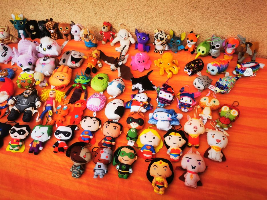 jucarii plus kinder, mcdonalds, super eroi Marvel DC, jucarie bebelus