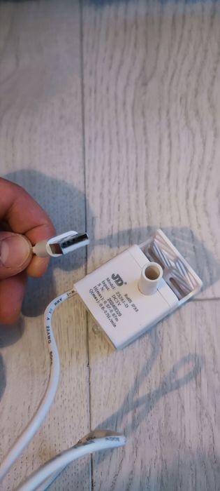 Мини USB Потопяема Помпа за Вода (За Фонтанчета за Домашни Любимци / Аквариуми)