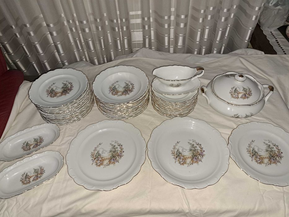 set de masa serviciu farfurii portelan Bavaria 12 persoane