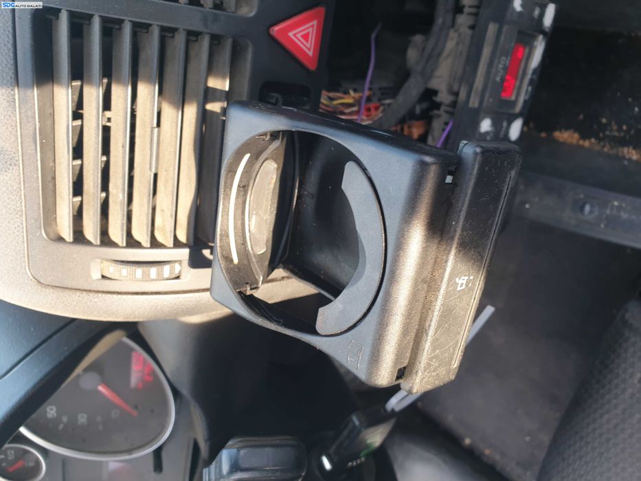 Suport Pahare Bord Audi A2 2000 - 2005 Cod 8Z0862534B [K9096]