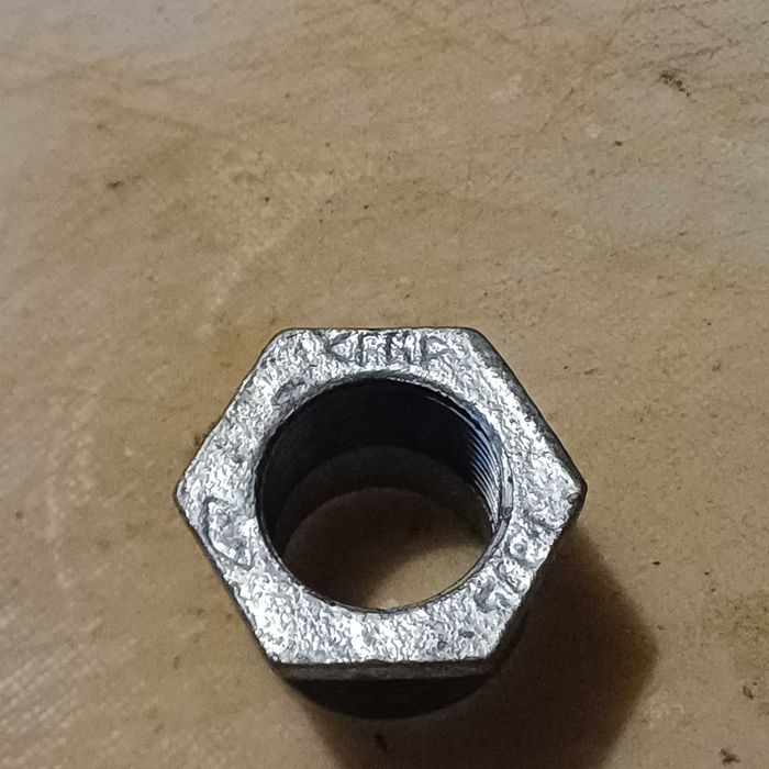 Vând 180 reducti zincate