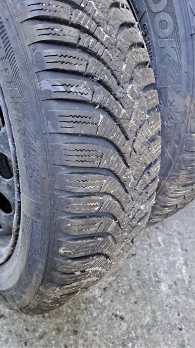 Jante + cauciucuri de iarna 175/65 R15