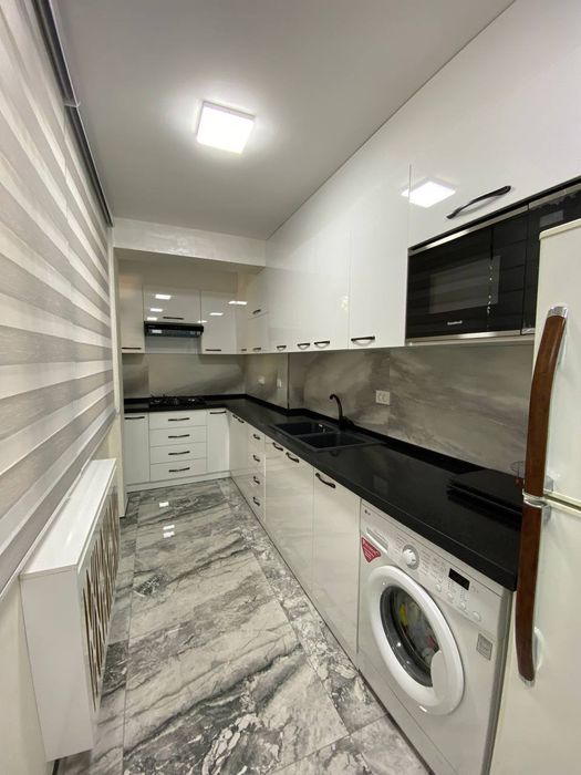 Продается 3х ком квартира, ориентир: Ц-7 кафе Бон, 78м²