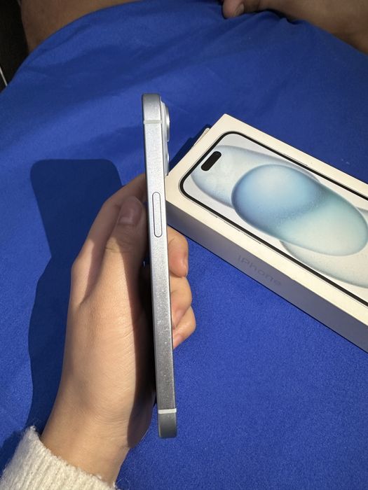 iPhone 15,память 128