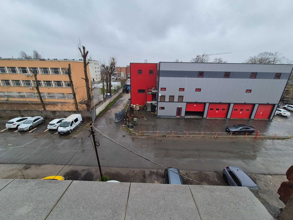 Spatiu de birouri 200mp utili Hala Laminor Republica sector 3 Bucuresti
