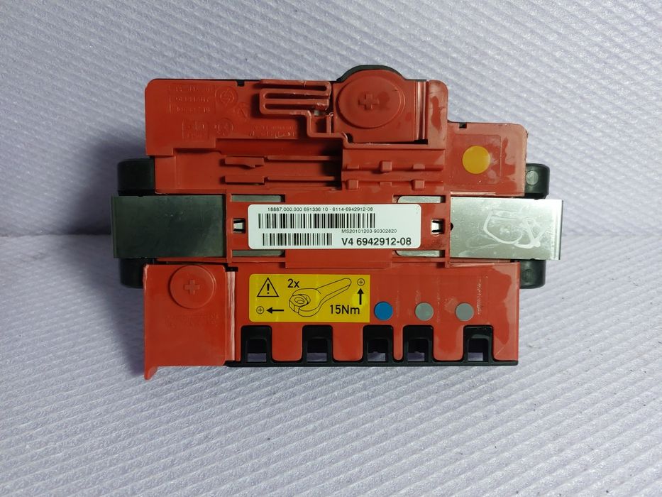 Borna baterie plus cu siguranțe BMW E81 E87 E90 E91 E84 Cod 6942912