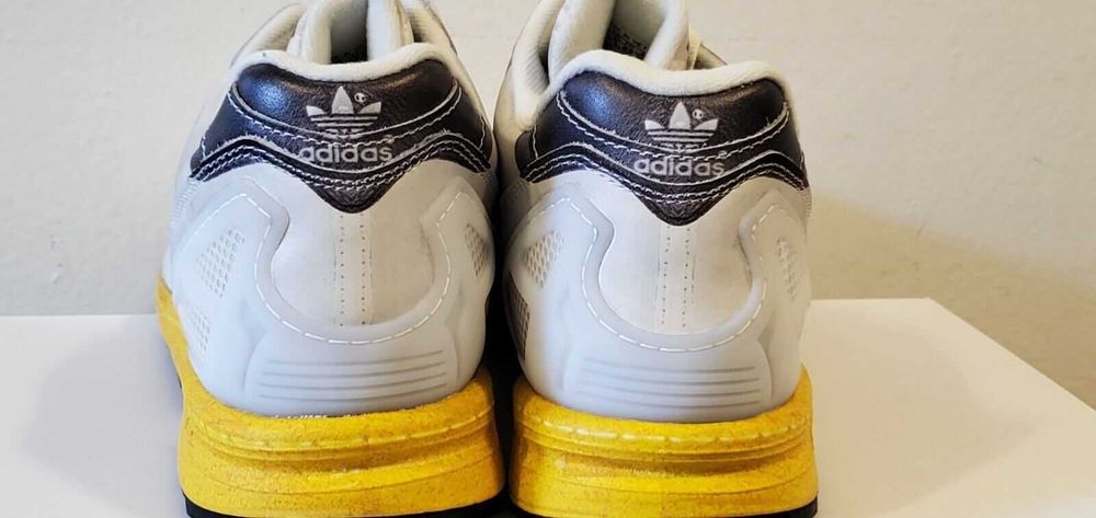 Дамски спортни обувки  ADIDAS ZX800 SUPERSTAR размер  EU38 2/3