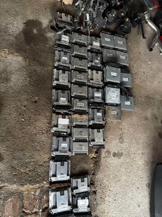 Компютър еку ecu електронен блок двигател Ауди А5 a4 2.0тди 170кс CAHA