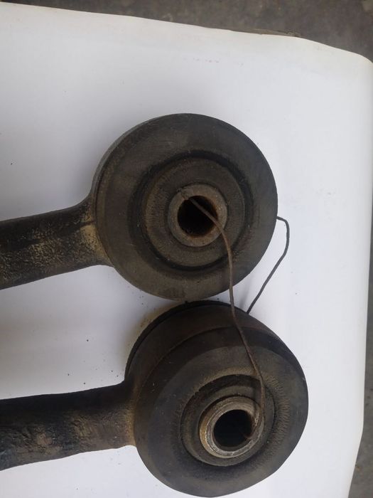 Рычаги Ауди С4 .