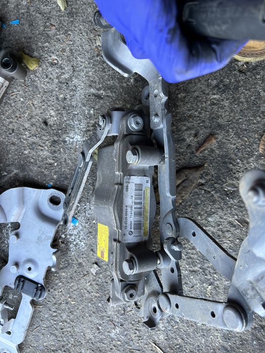 capsa pirotehnica pedestrian BMW F10,F11,F01,F02 balama capota