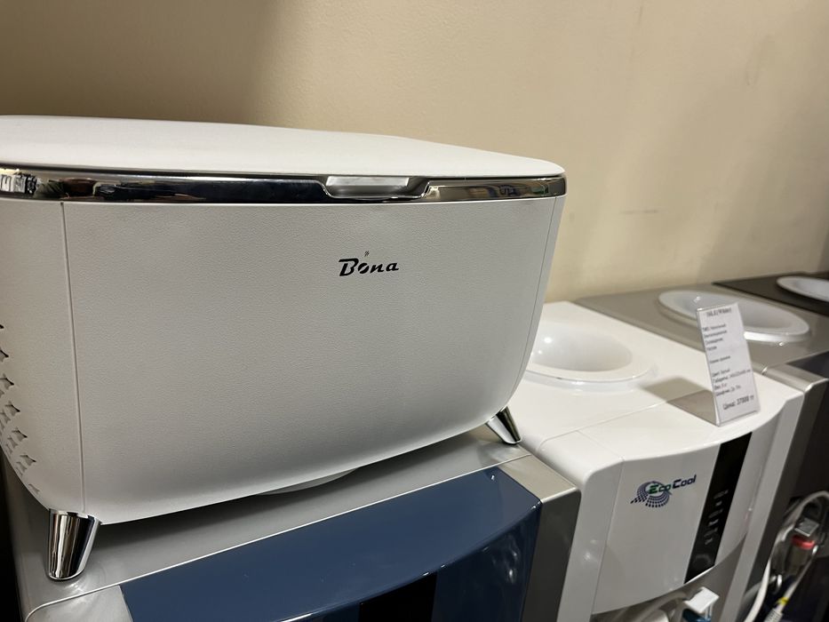 Мини холодильник для косметики