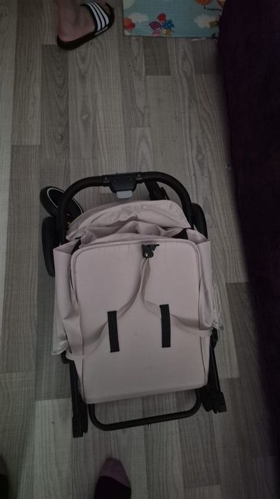 Vând căruț nou nefolosit! Velvetkids