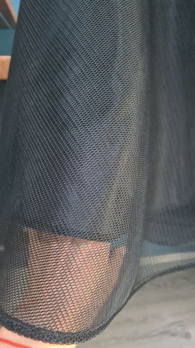 Черна клош пола с тюл