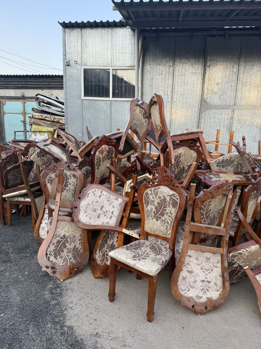 Продам стулья бу