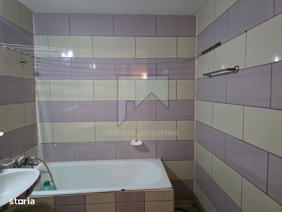 Vanzare apartament 3 camere Rahova - Margeanului