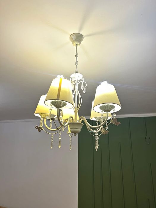 Vand 3 modele de candelabre si 2 aplice