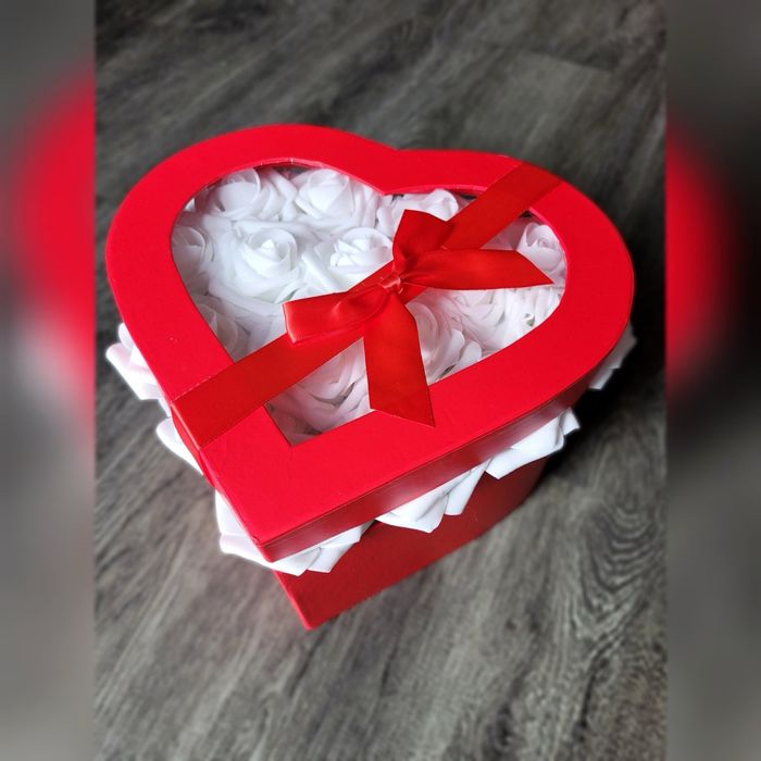 Кутии с вечни рози. Подарък за рожден ден, 8-ми март, юбилей, бал!