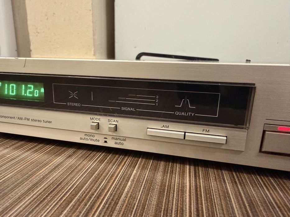 Denon TU-747 Тунер