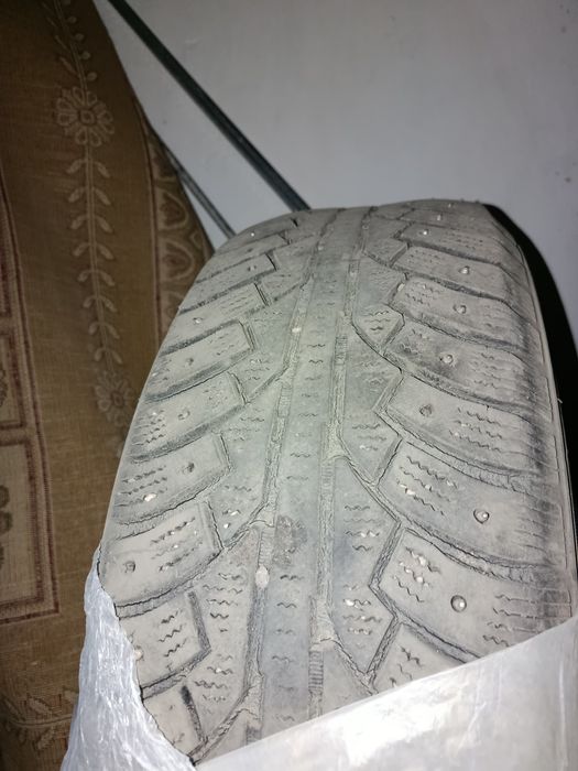 Зимние шины шипованные