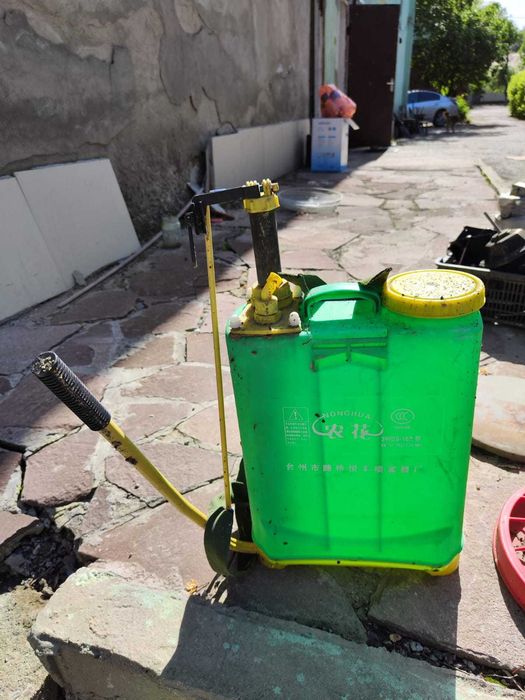 Опрыскиватели для огорода