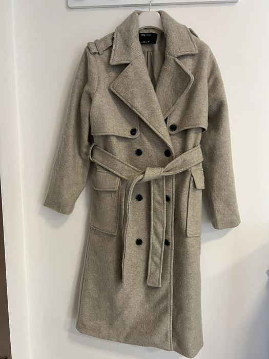 Дълго зимно палто  с двуредно закопчаване