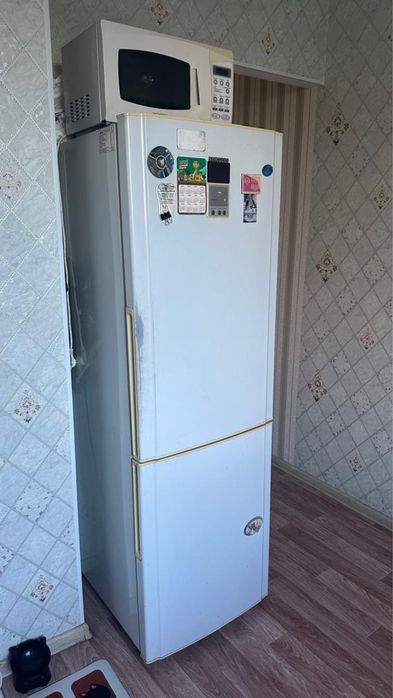 Продам холодильник