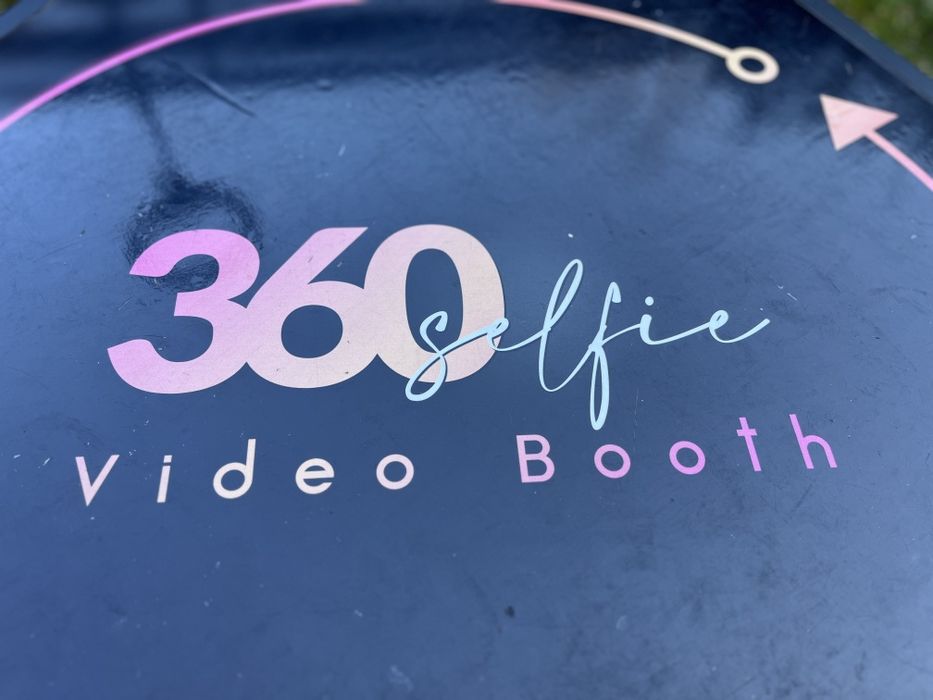 Video Booth 360 – Spectacolul petrecerii tale! (Evenimente 2026)