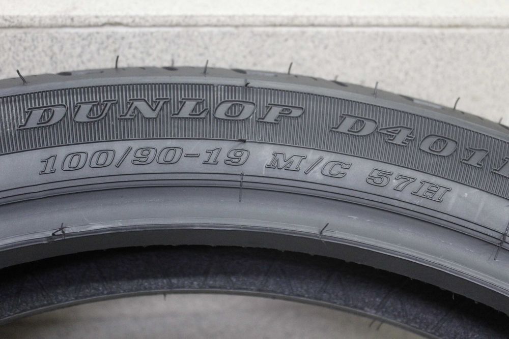 100/90-19 Dunlop D401F Harley-Davidson