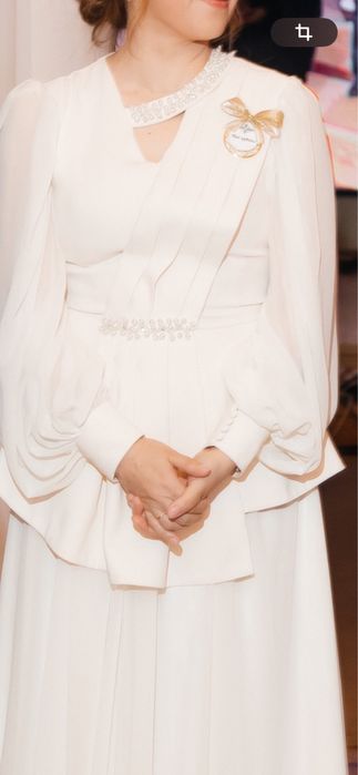 Платье элегатное