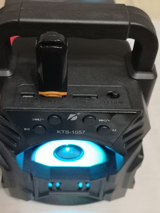 Безжична блутут колонка. Преносим супбуфер (bluetooth)