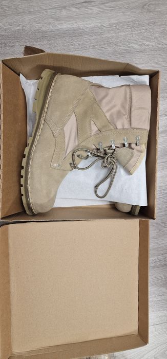 Bocanci militari de vara