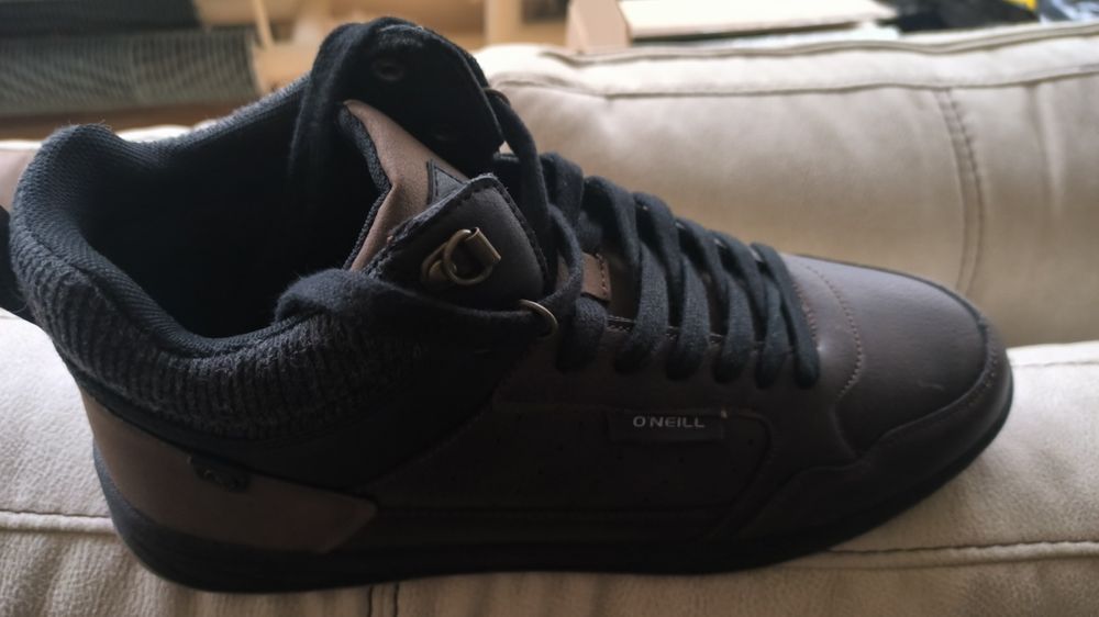 Нови, мъжки,  зимни, кожени обувки  O,Neill