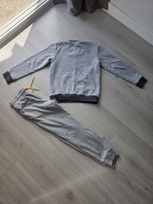 Set Adidas gri mărimea 140 – hanorac + pantaloni bumbac, sport & școală