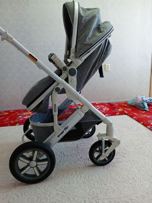 Продается детская коляска