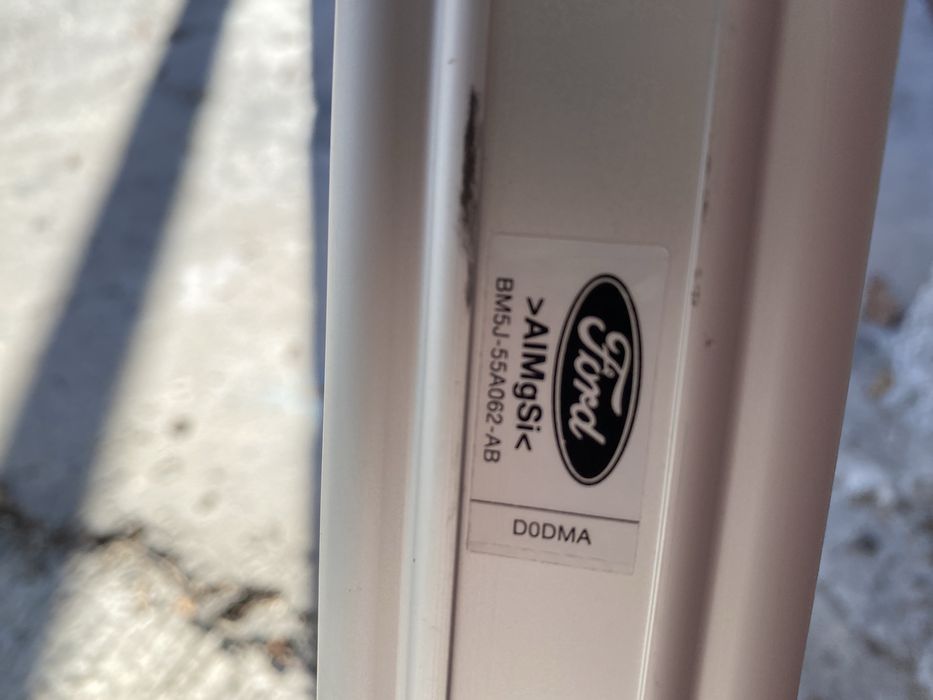 Греди с багажници за ски Ford