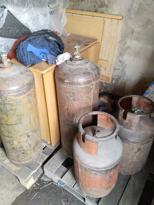 Продам газовые баллоны