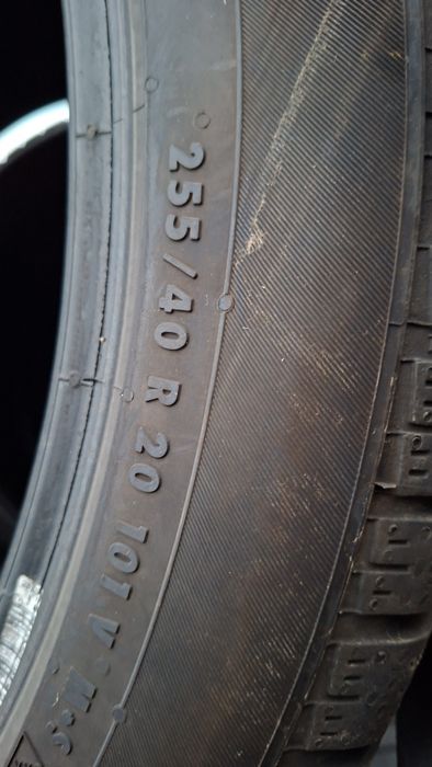 2buc 255 40 R20 Continental iarna M+S cauciucuri anvelope ms 20