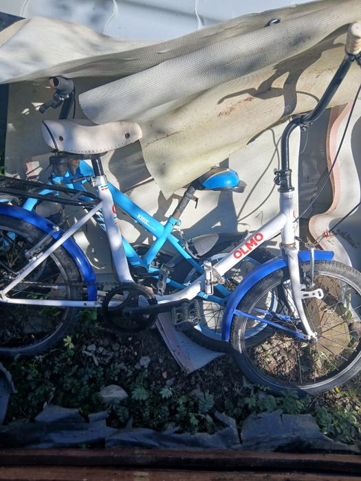 Biciclete in stare buna pret ok bicipcleta munte ,doua buc pegas originale italia,pret ok functioneaza bine ,negociabil