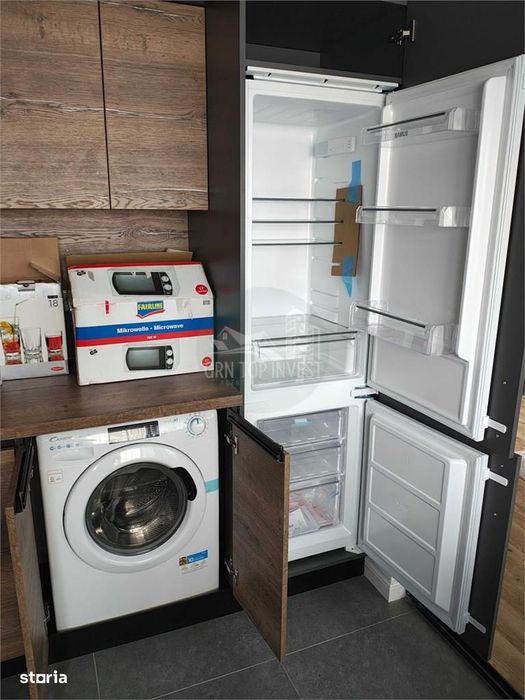 Apartament NOU cu 3 camere balcon parcare zona Shopping City