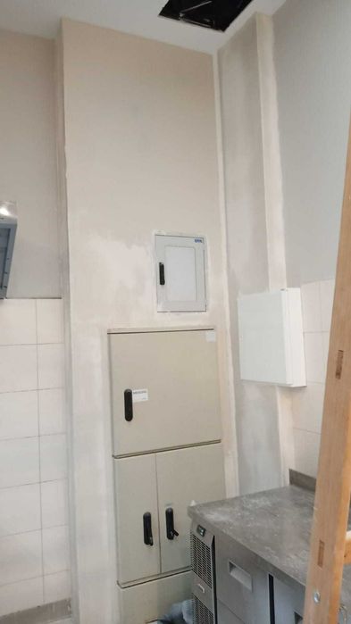 Renovari interioare, finisaje, tencuiala, izolatii SAARFLEX