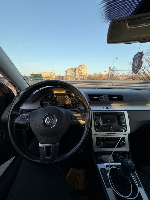 Volkswagen Passat 2010 1.6 TDI BlueMotion