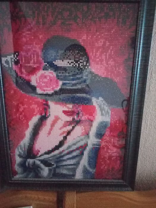 Картины бисером ручной работы,в качественной рамкае