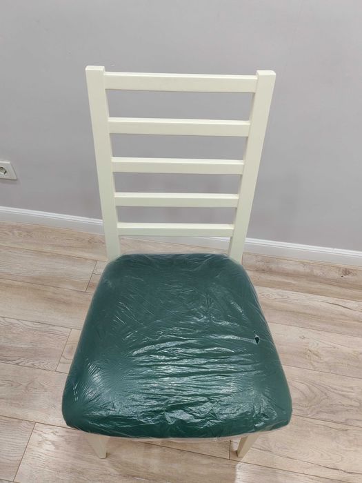 Качественные стулья в гостинную