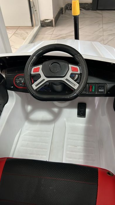 Машинка с пультом