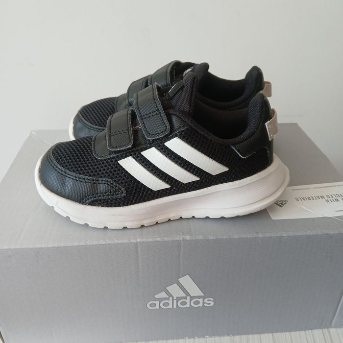 Маратонки adidas 25 1/2номер