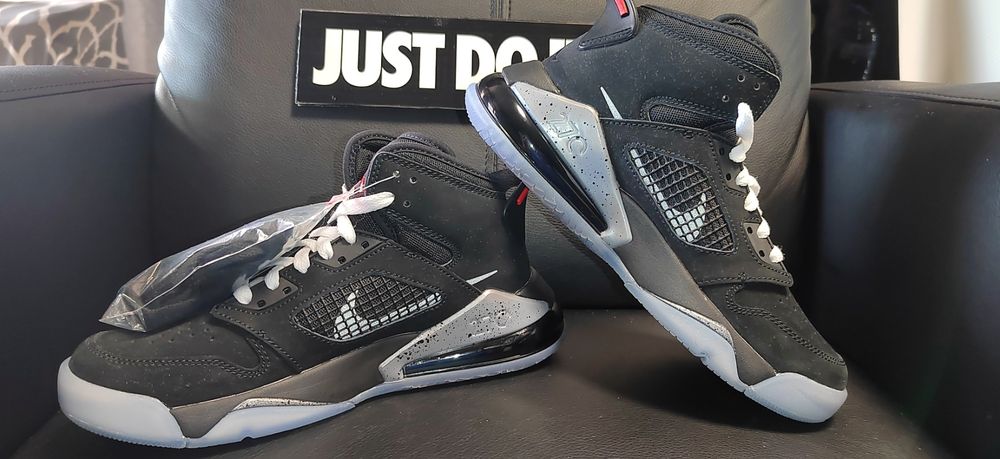 Nike  Jordan Mars 270, номер 38